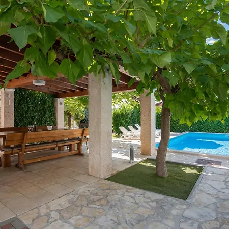 Beautiful In Vinjani Donji Vakantiehuis